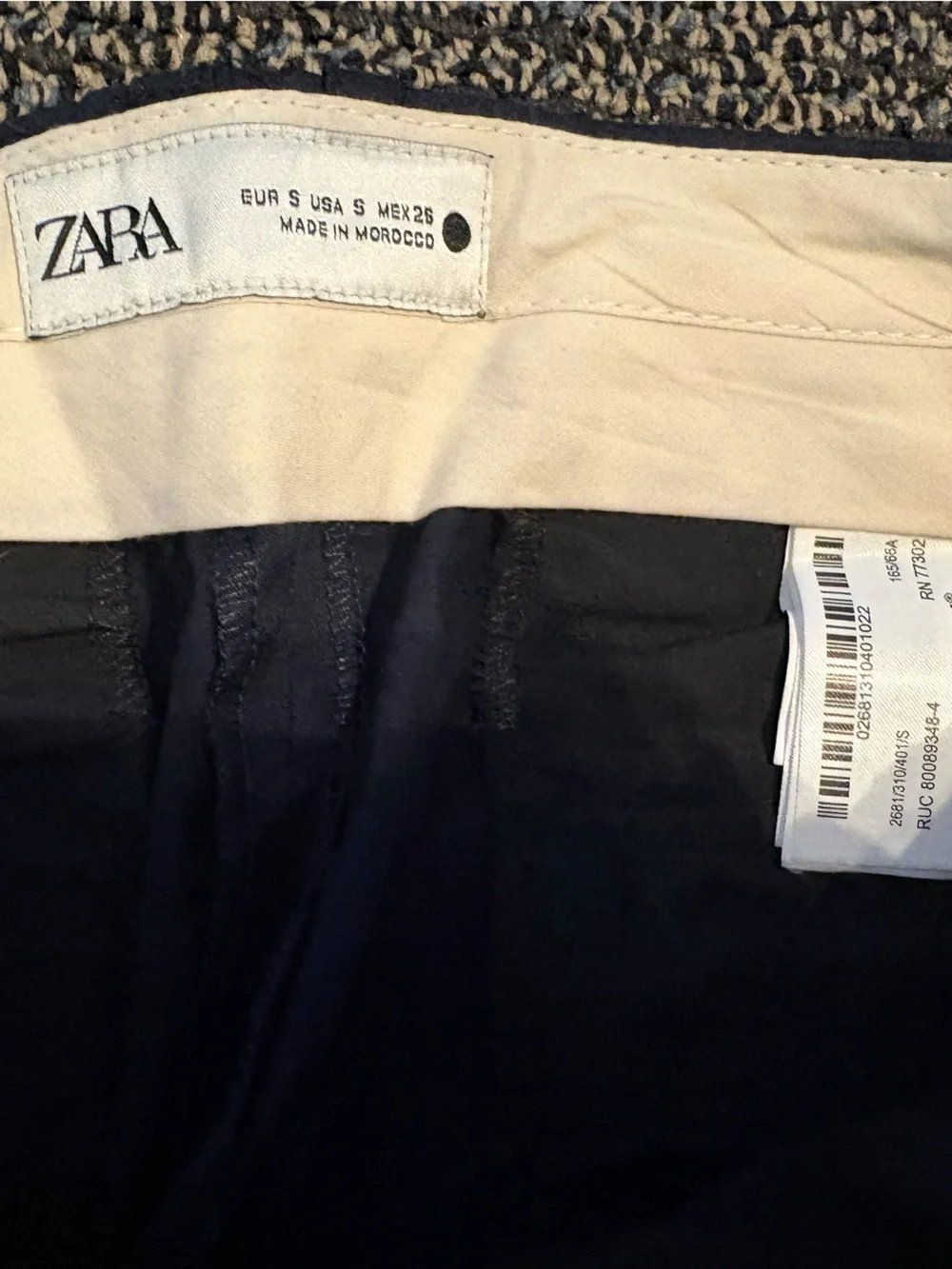 Zara Men's Navy Pleated Chinos